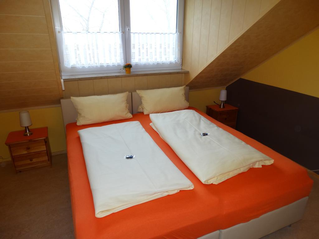 Pension Wolkenstein Langenbruck Exterior photo